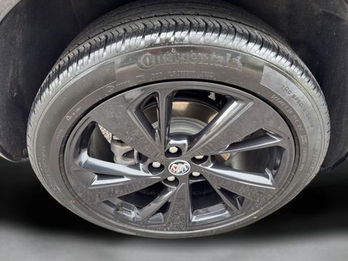 Used 2023 Buick Envision Essence w/ Sport Touring Package FWD image 37