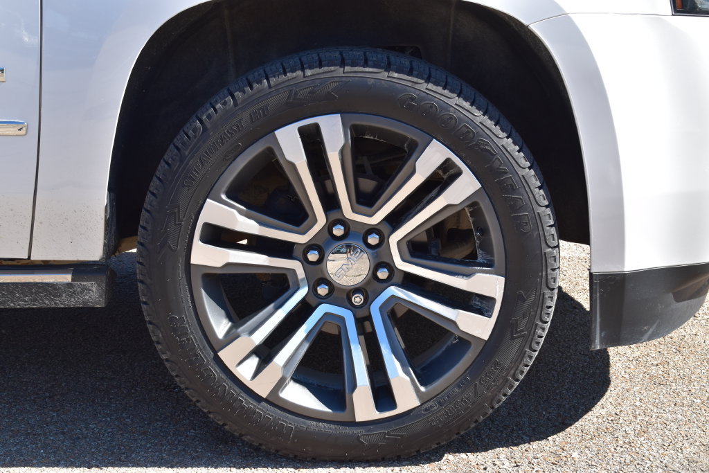 Used 2020 GMC Yukon Denali w/ Open Road Package AWD/4WD image 4