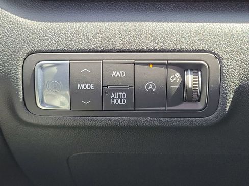 Used 2026 GMC Terrain AT4 w/ Technology Package II AWD/4WD image 18