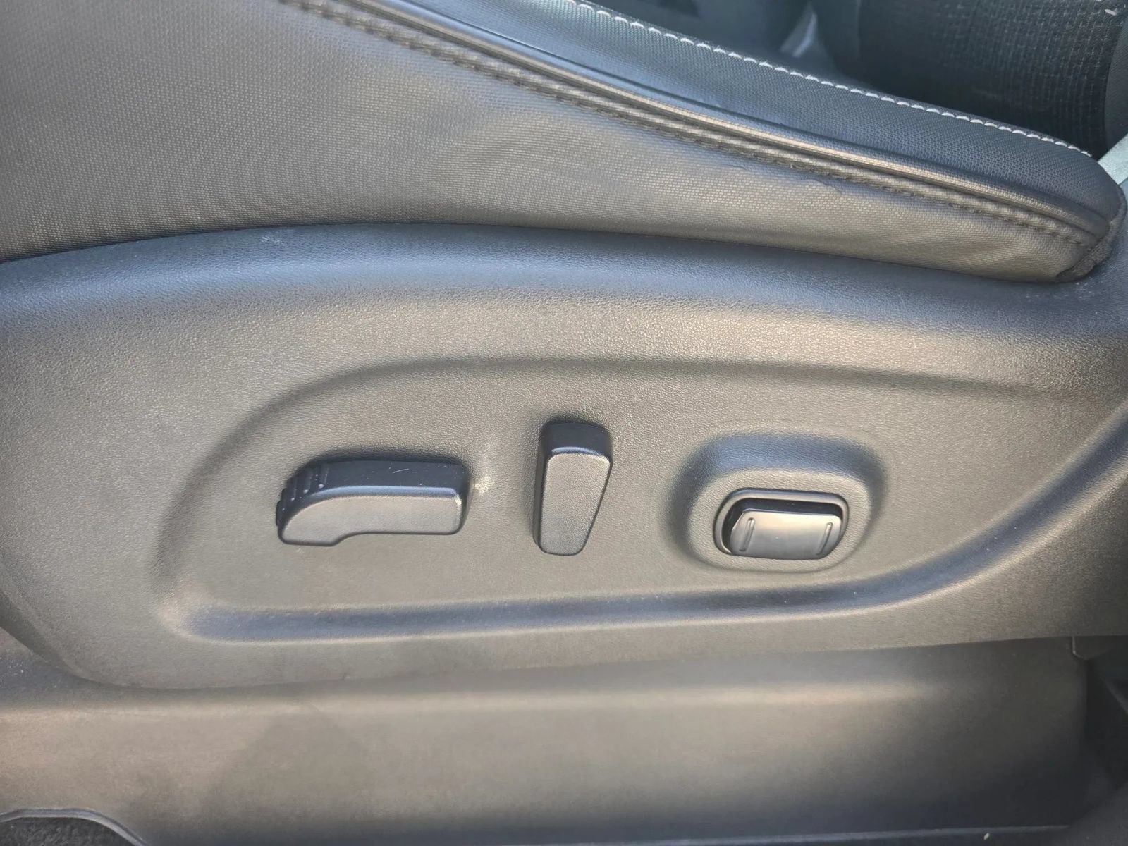 Used 2019 Nissan Titan PRO-4X AWD/4WD image 13
