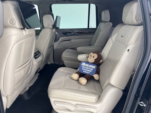 Used 2021 Cadillac Escalade ESV Premium Luxury Platinum image 23