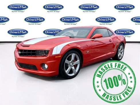 Used 2010 Chevrolet Camaro SS w/ RS Package RWD image 3