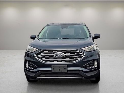 Certified 2022 Ford Edge SEL w/ Convenience Package image 2