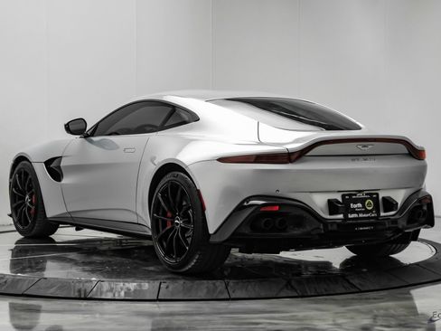 Used 2019 Aston Martin V8 Vantage Coupe RWD image 12