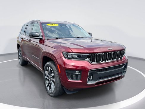 Used 2022 Jeep Grand Cherokee L Overland w/ Luxury Tech Group IV RWD image 1
