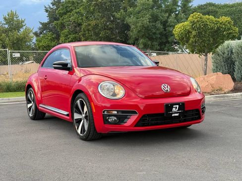 Used 2013 Volkswagen Beetle 2.0T FWD image 1