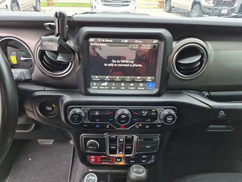 Used 2021 Jeep Wrangler Unlimited Rubicon 4xe w/ Safety Group AWD/4WD image 25