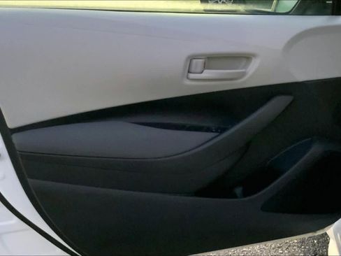 Used 2026 Toyota Corolla LE image 20