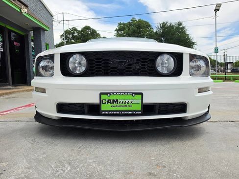 Used 2007 Ford Mustang GT RWD image 8