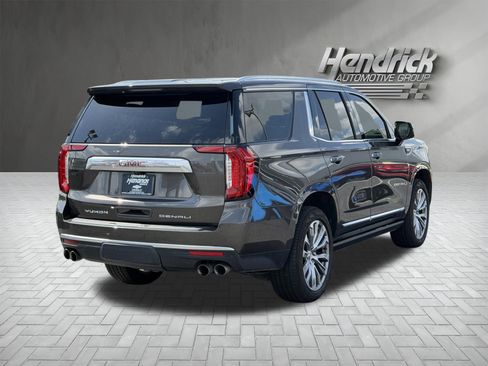 Used 2021 GMC Yukon Denali w/ Denali Ultimate Package AWD/4WD image 10