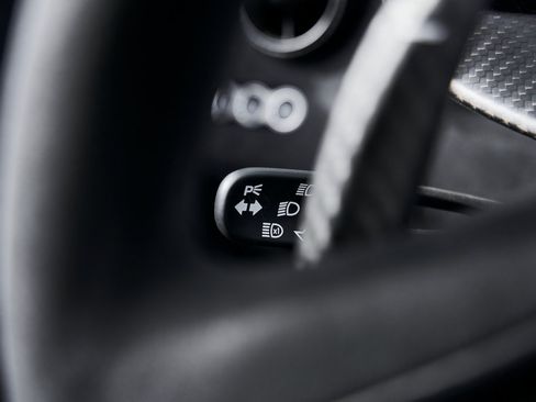 Used 2024 McLaren 750S image 56