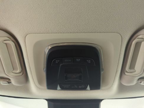 Used 2024 Toyota Corolla LE FWD image 29