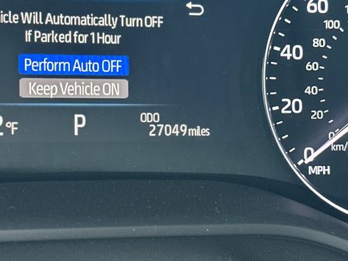 Used 2023 Toyota Sienna Platinum image 40