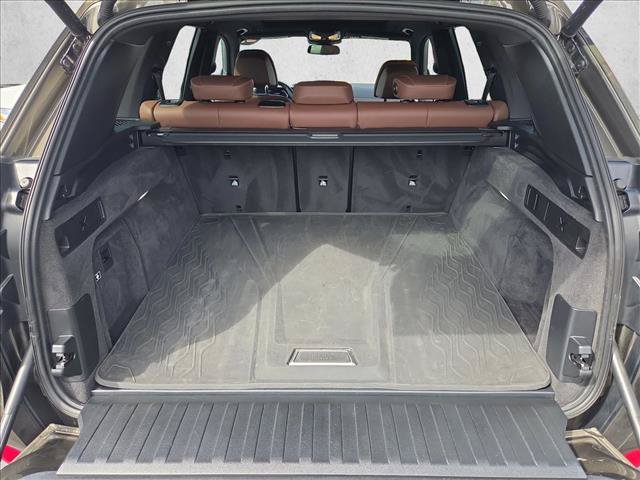 Used 2024 BMW X5 xDrive40i w/ Premium Package AWD/4WD image 6