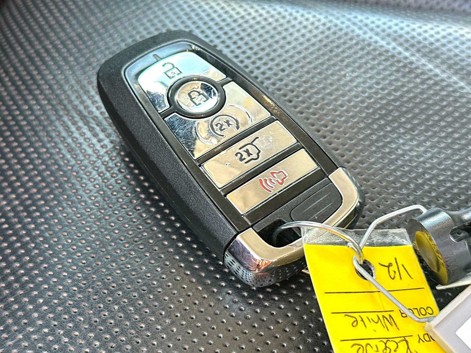 Used 2020 Lincoln Aviator Reserve w/ Elements Package Plus AWD/4WD image 29