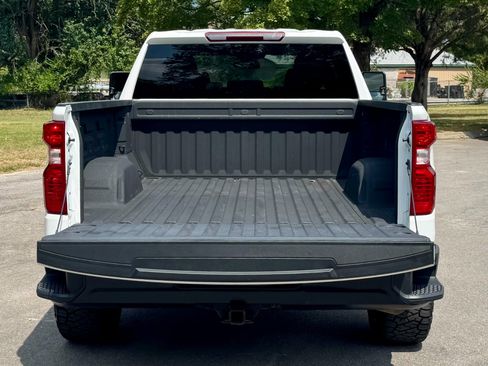 Used 2023 Chevrolet Silverado 1500 W/T w/ WT Value Package image 9