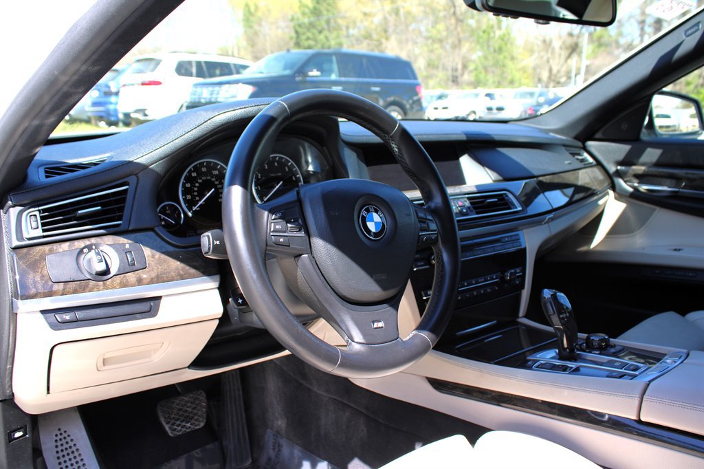 Used 2012 BMW 750Li RWD image 16