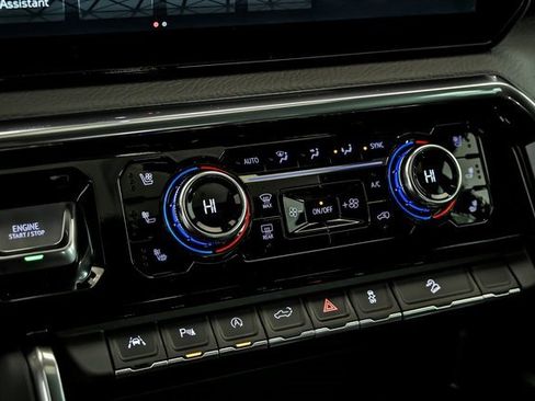 New 2026 GMC Sierra 1500 Denali w/ Denali Reserve Package image 18