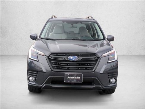 Certified 2023 Subaru Forester Premium image 2