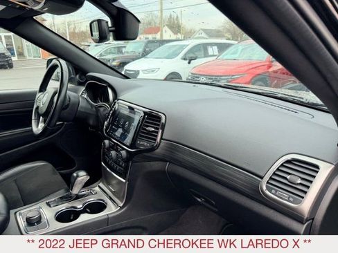 Certified 2022 Jeep Grand Cherokee Laredo X AWD/4WD image 10