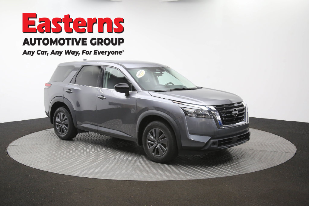 Used 2024 Nissan Pathfinder S AWD/4WD image 51
