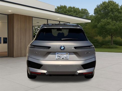 Used 2025 BMW iX xDrive50 w/ Premium Package image 7