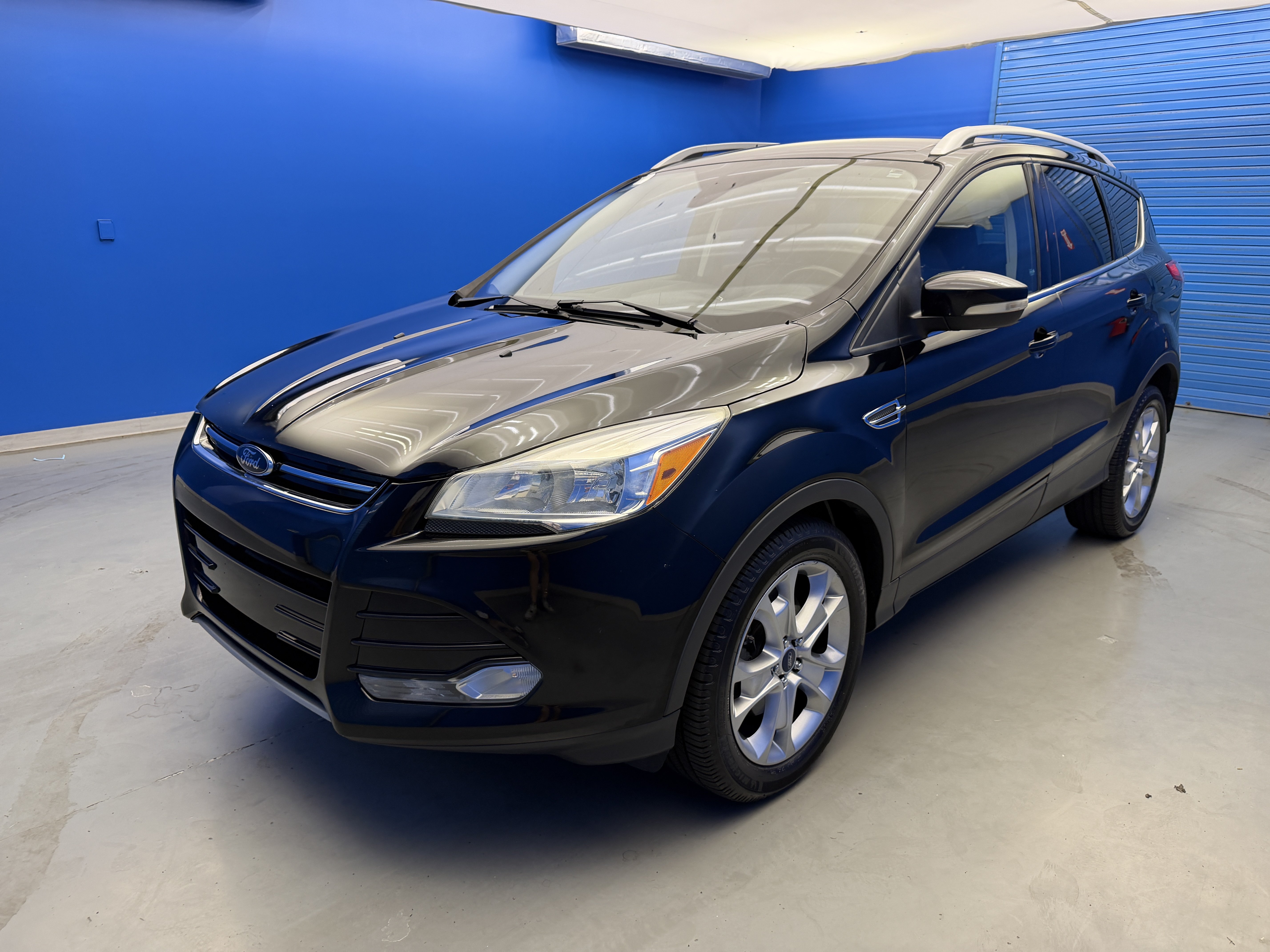Used 2016 Ford Escape Titanium FWD image 4