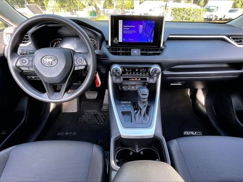 Used 2024 Toyota RAV4 LE image 7