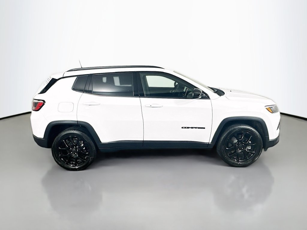 New 2026 Jeep Compass Latitude w/ Quick Order Package 29K AWD/4WD image 8