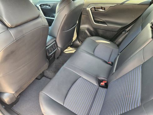 Used 2024 Toyota RAV4 XSE AWD/4WD image 32