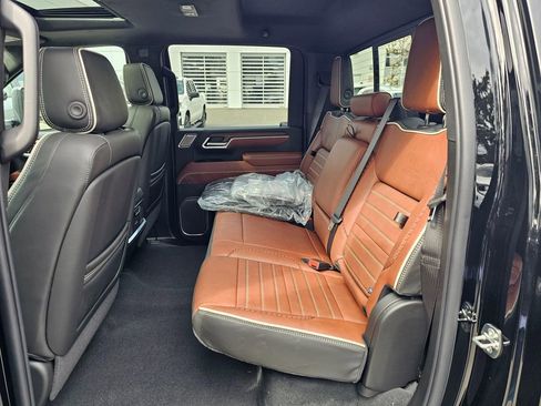 New 2026 GMC Sierra 2500 Denali Ultimate AWD/4WD image 19