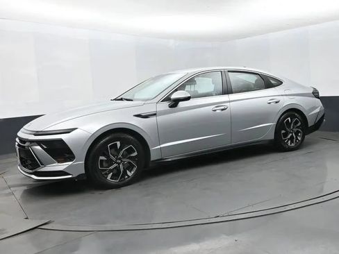 Used 2024 Hyundai Sonata SEL FWD image 5