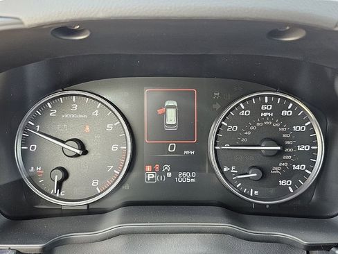 Certified 2025 Subaru Forester Limited image 38