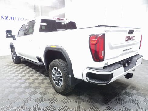 Used 2023 GMC Sierra 2500 AT4 w/ AT4 Preferred Package image 5