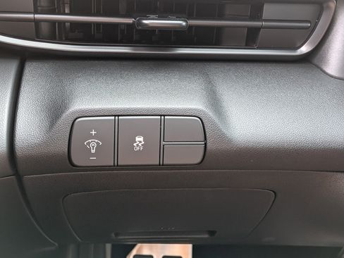 New 2026 Hyundai Elantra SEL Sport Premium FWD image 23