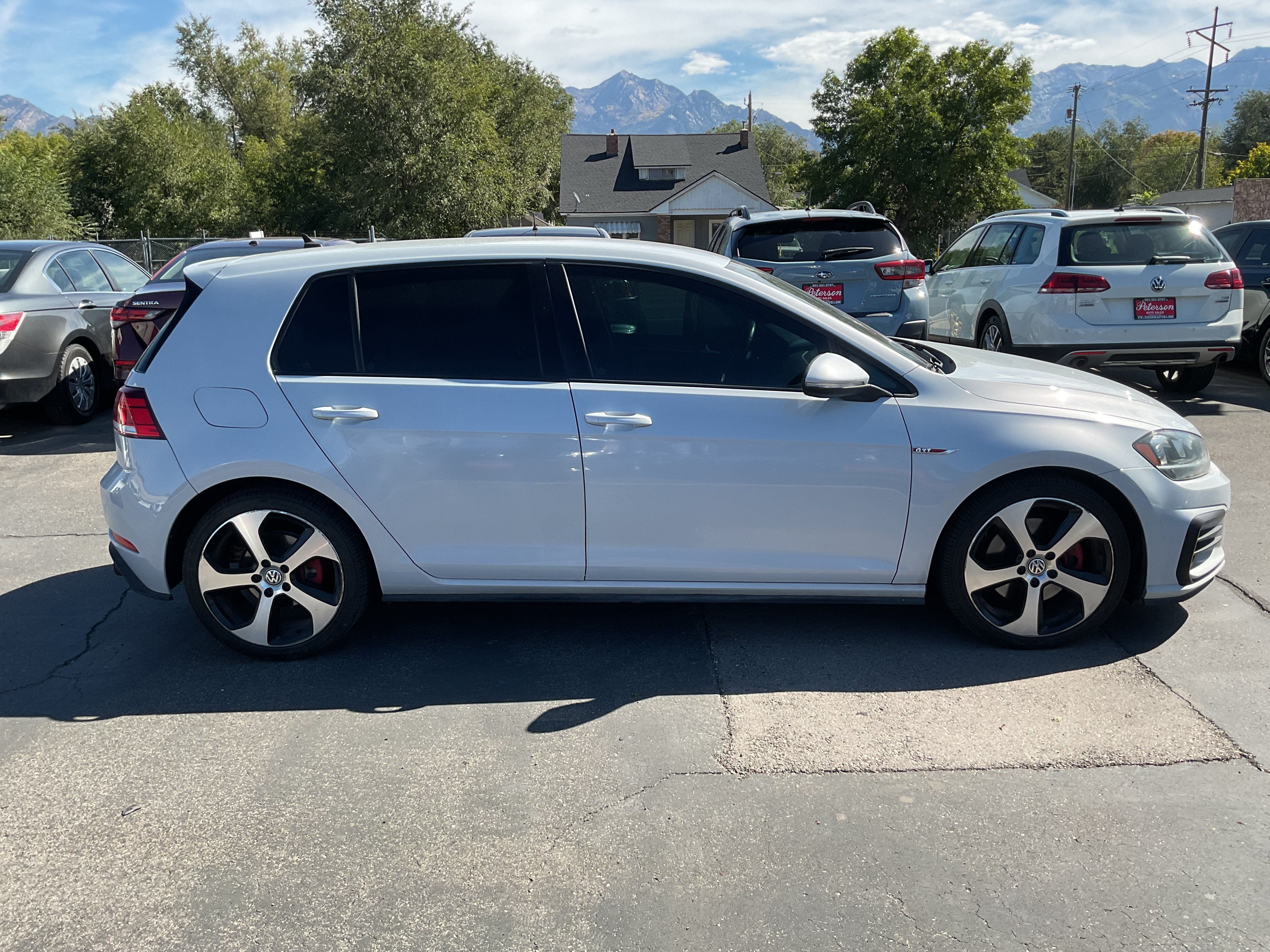 Used 2018 Volkswagen GTI S FWD image 5