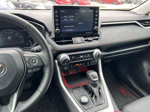 Certified 2022 Toyota RAV4 TRD Off-Road image 19
