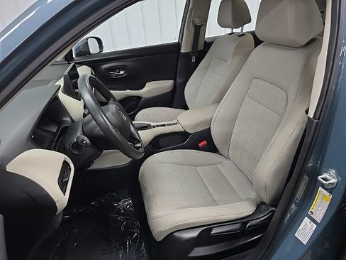 Used 2023 Honda HR-V LX image 29