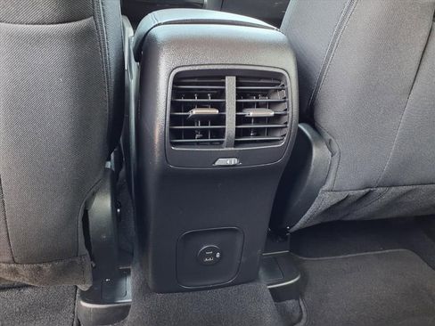 Used 2022 Ford Escape SE w/ Convenience Package image 24