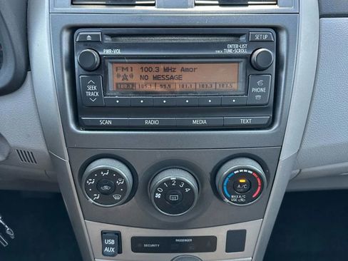 Used 2012 Toyota Corolla LE image 13