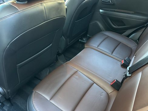 Used 2015 Chevrolet Trax LTZ image 26