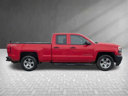 Used 2017 Chevrolet Silverado 1500 W/T image 10