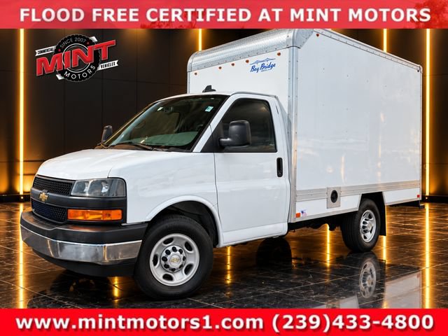 Used 2022 Chevrolet Express 3500 w/ Power Convenience Package RWD image 1