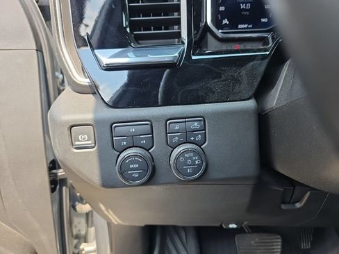 Used 2024 Chevrolet Silverado 2500 LT w/ All Star Edition AWD/4WD image 16