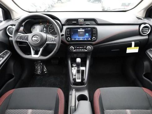 New 2025 Nissan Versa SR w/ Trunk Package image 21