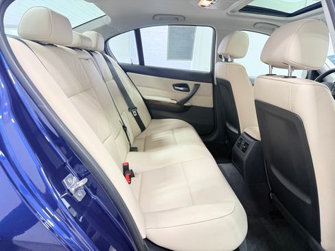 Used 2011 BMW 328i xDrive 328i xDrive Sedan 4D image 29