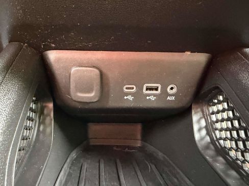 Certified 2023 Chevrolet TrailBlazer ACTIV w/ Convenience Package AWD/4WD image 19