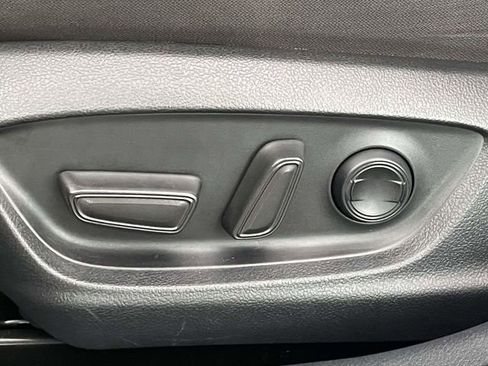 Used 2023 Toyota Camry LE image 17