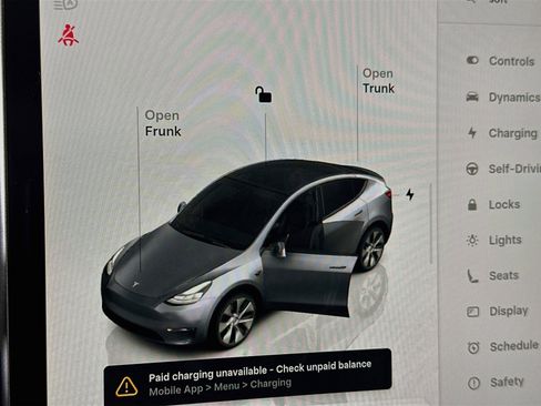 Used 2024 Tesla Model Y Long Range AWD/4WD image 19
