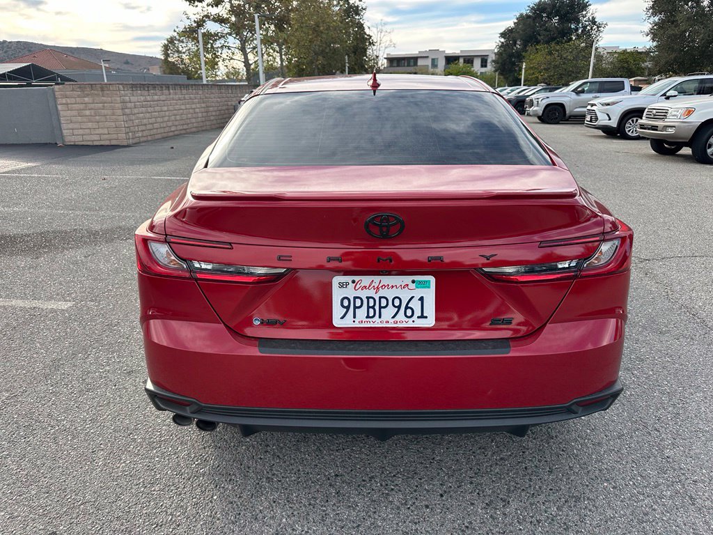 Used 2025 Toyota Camry SE FWD image 3